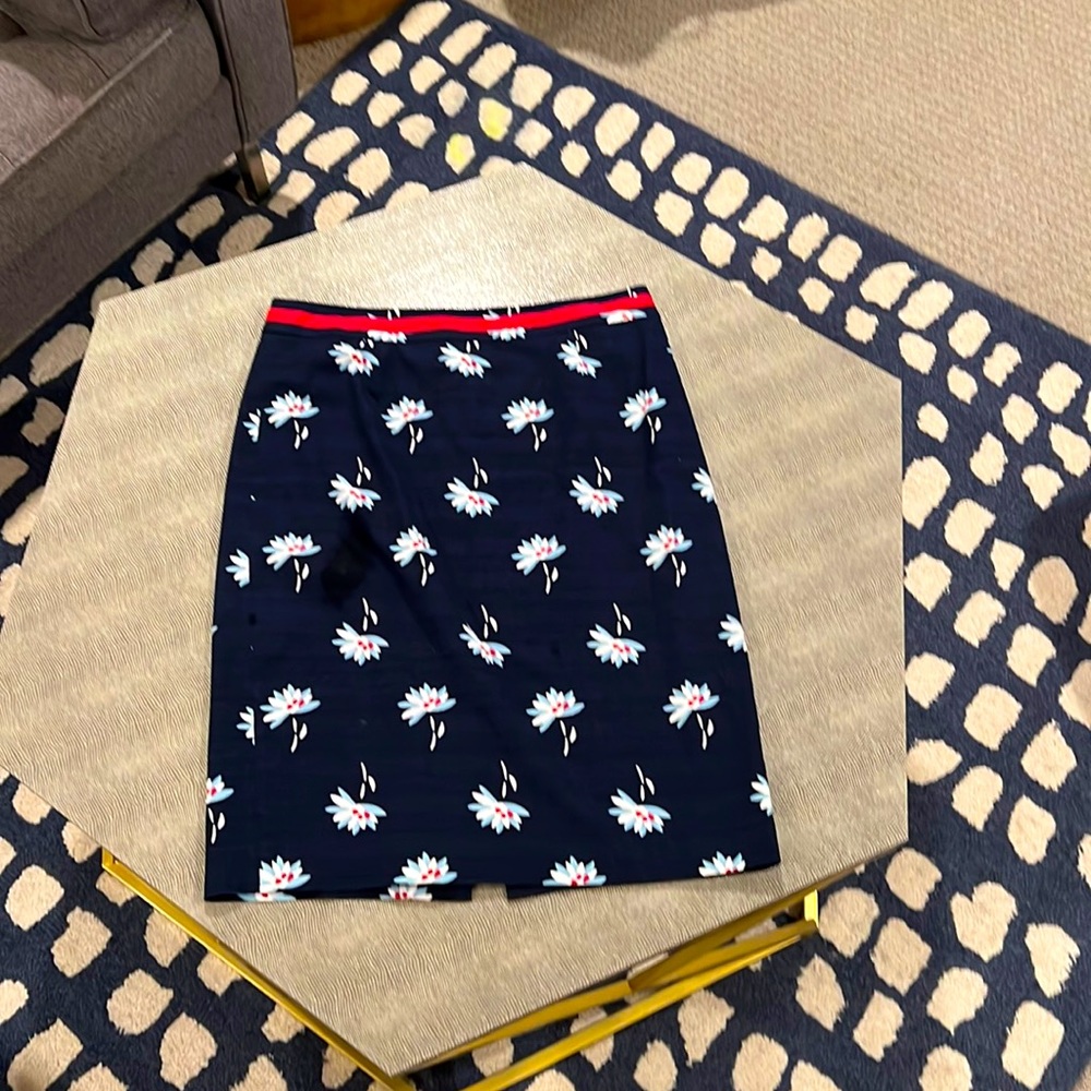 Boden pencil skirt, size 6